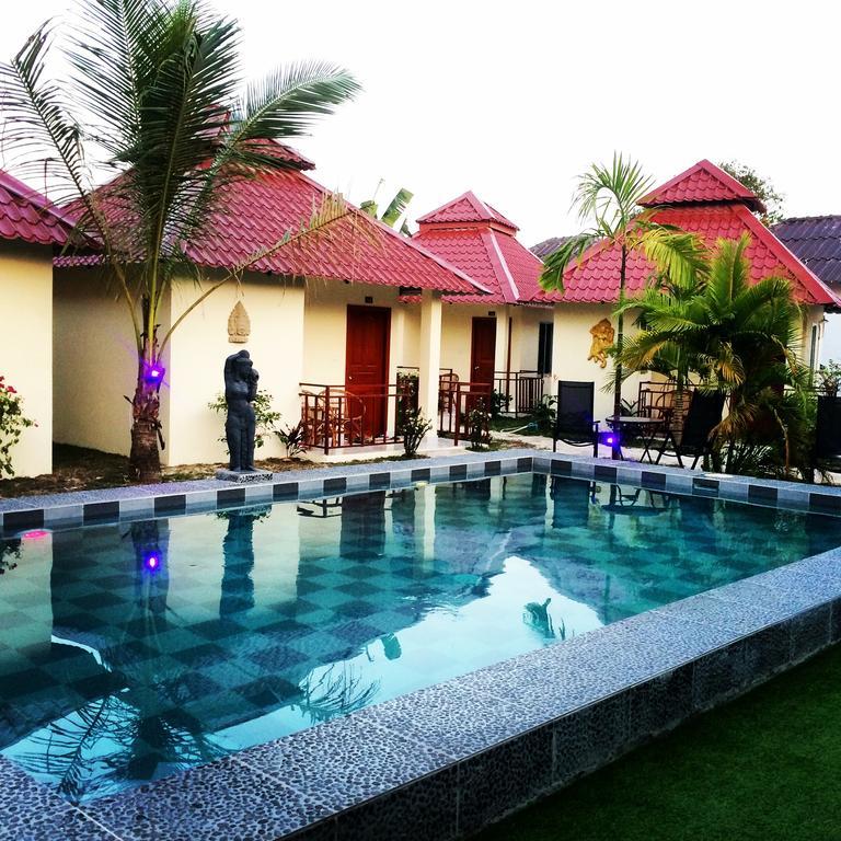 Sahaa Beach Resort Sihanoukville Exterior photo